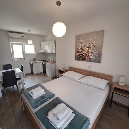Apartmani Lisicina Omiš Εξωτερικό φωτογραφία