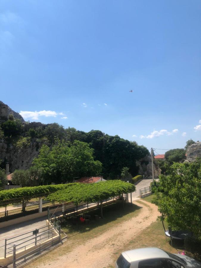 Apartmani Lisicina Omiš Εξωτερικό φωτογραφία